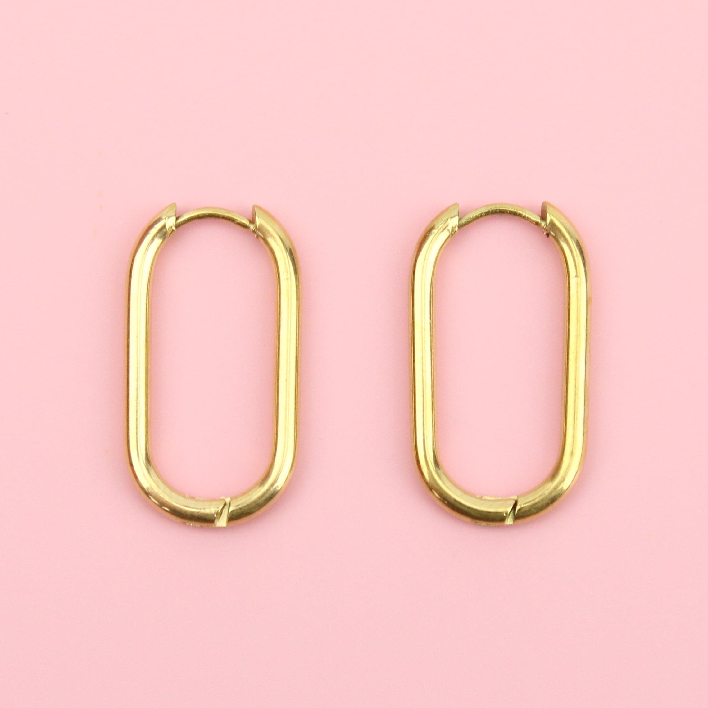 Small Oval Hoop Earring (Gold Plated)