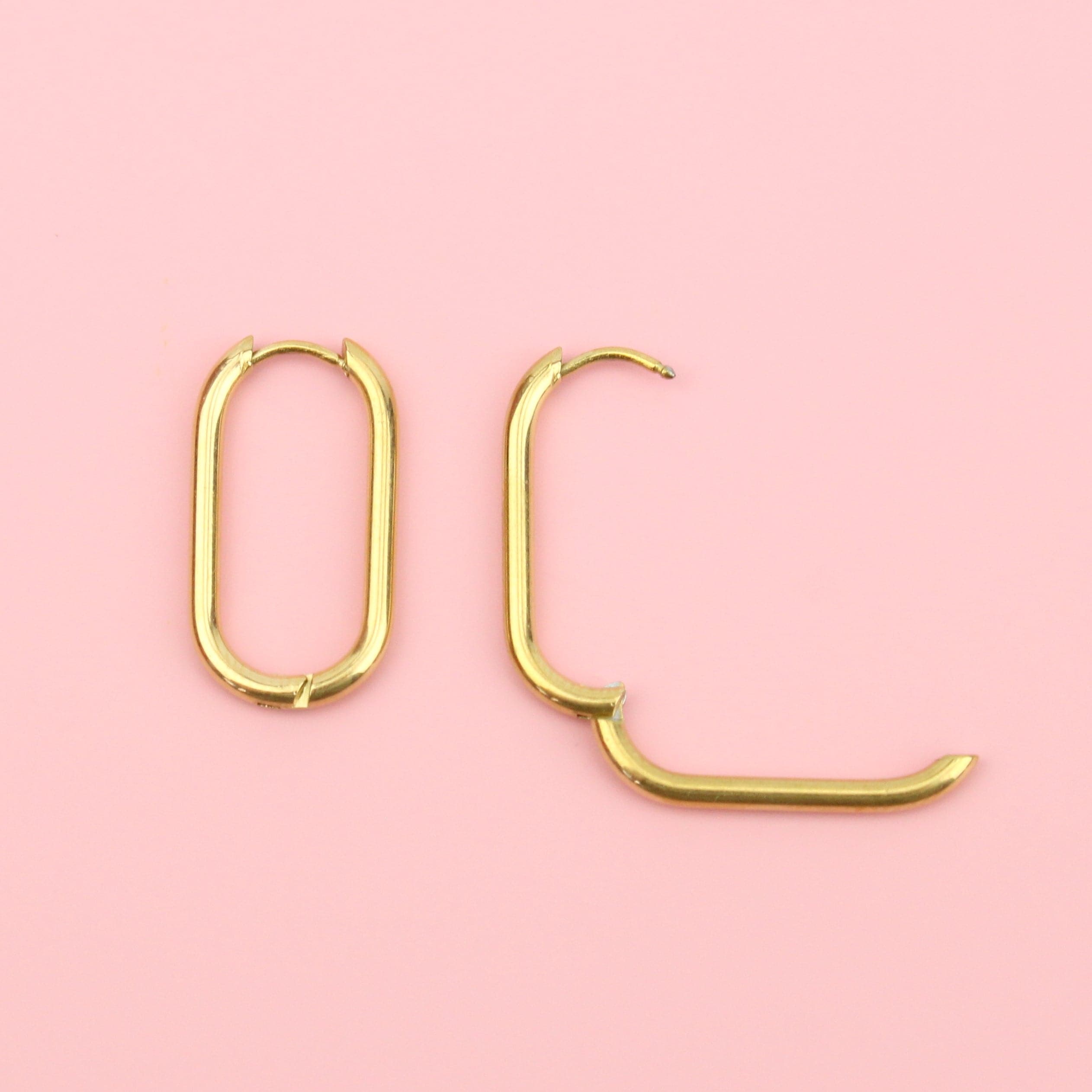 Small Oval Hoop Earring (Gold Plated)