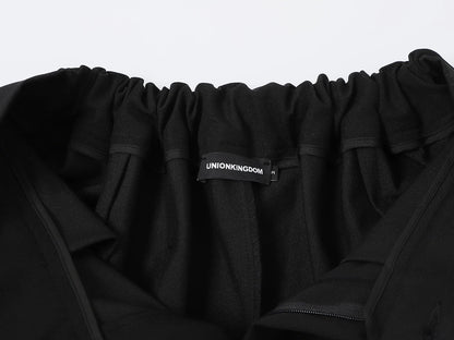 LOOSE FIT PLEATED 'BLACK' SHORTS